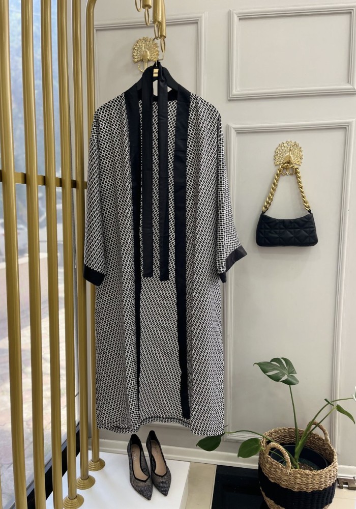 Göksu Kimono Siyah Beyaz